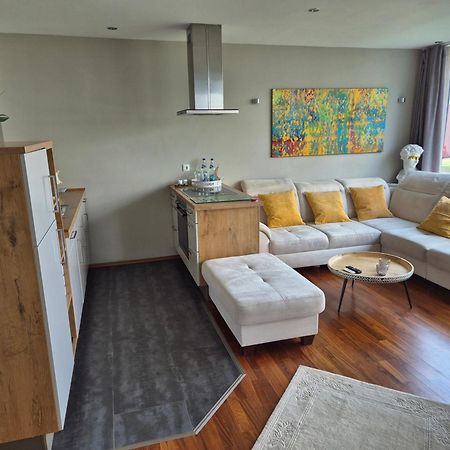 "Myharbourfront", Luxurioeses Wohnen An Der Hafenmole Apartment Росток Екстериор снимка